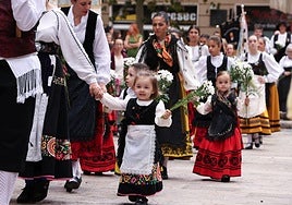 Ofrenda floral y misa en honor a la Virgen de San Lorenzo, patrona de Valladolid