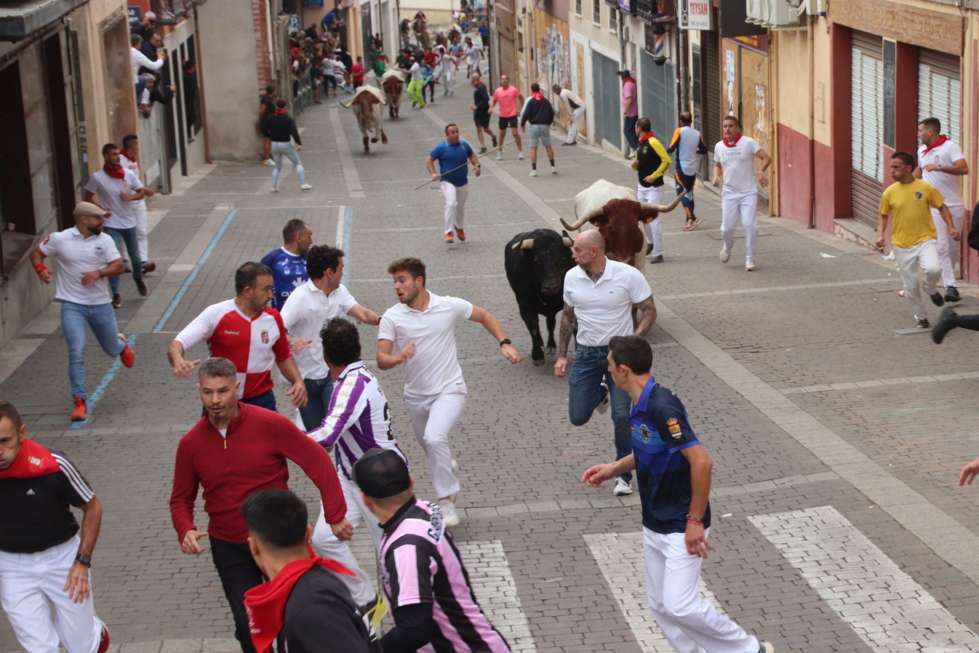 Fotos del tramo urbano del primer encierro de Cuéllar