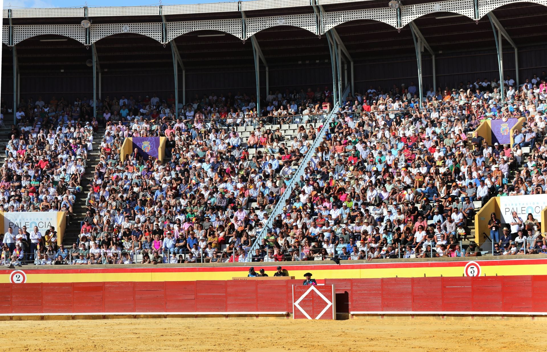 Así disfrutó el público de Palencia de la corrida de rejones