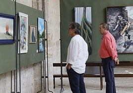 Exposición de Thieldon inaugurada este lunes en el claustro de la Catedral.