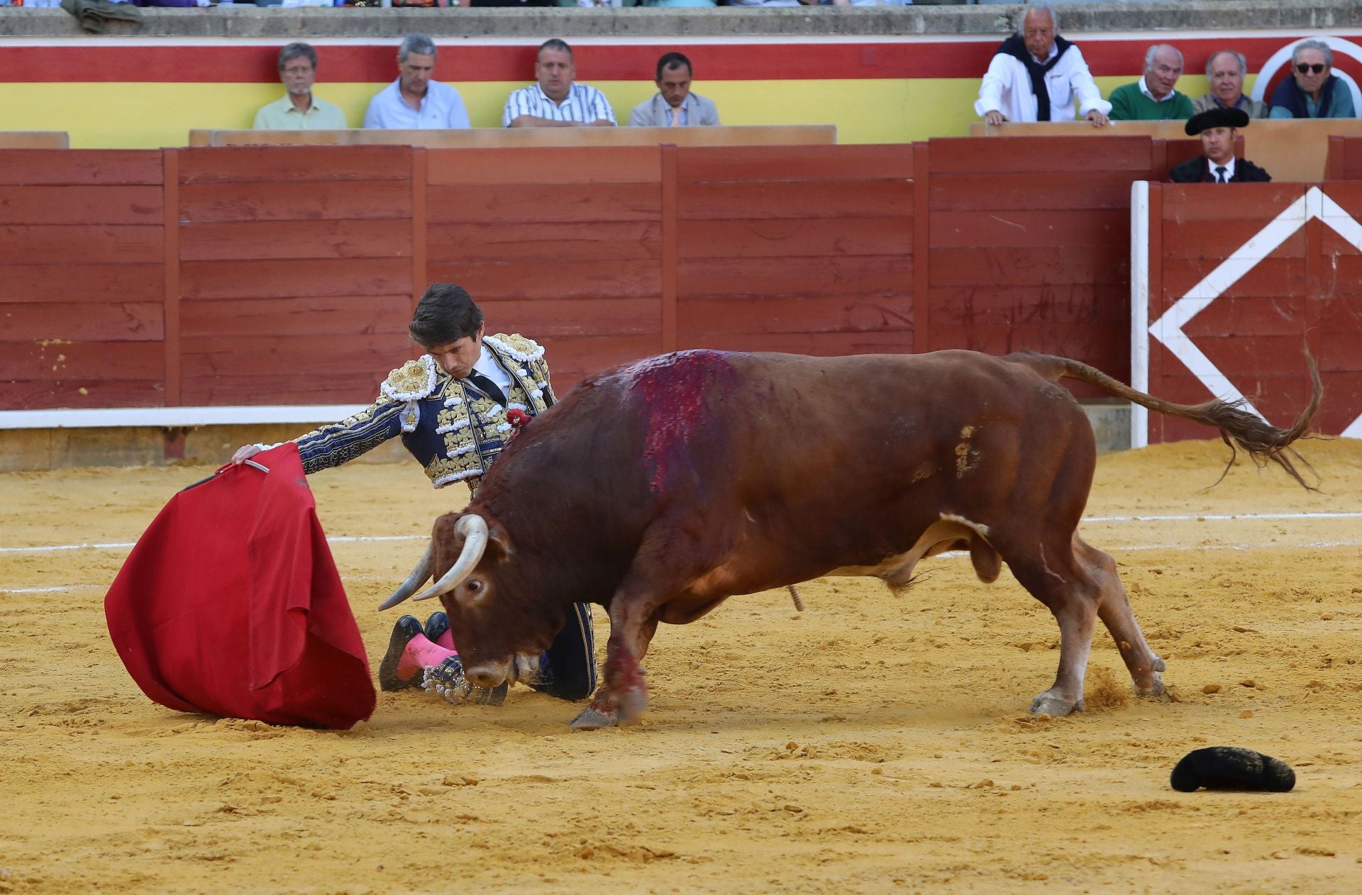 Así fue la corrida de Castella, Manzanares y Aguado en Palencia
