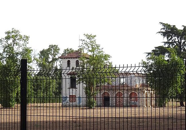 La arquería que se ubicará en la plaza de San Juan, todavía en la finca de Los Quemadillos.