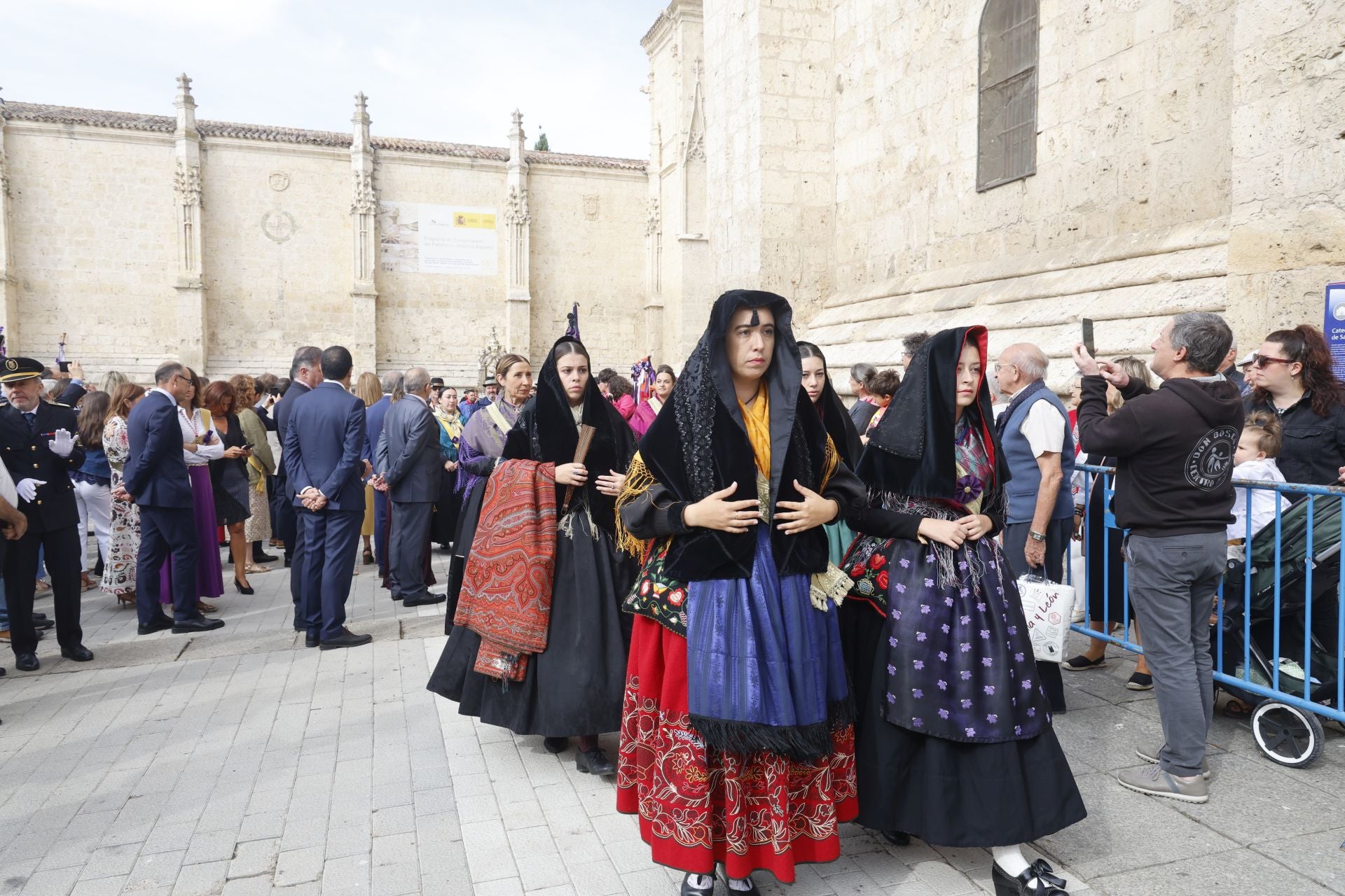 La Catedral de Palencia, a rebosar en la misa por San Antolín