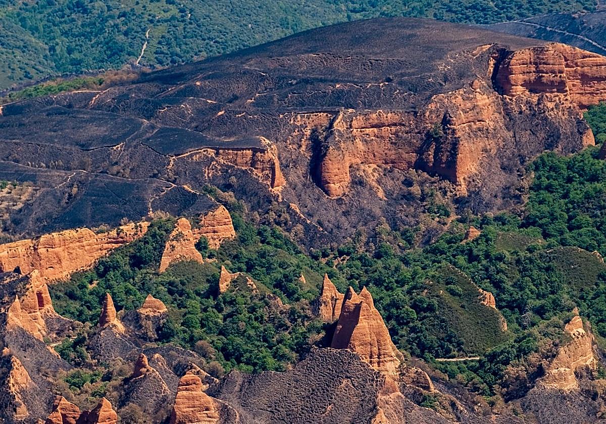 Las fotografías aéreas de la devastación que dejan los incendios en Zamora y León