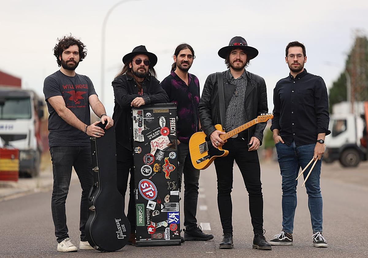 Javi Arroyo y Los de Antes abrirán el ciclo de conciertos en la Plaza Mayor durante estas fiestas de la Virgen de San Lorenzo.