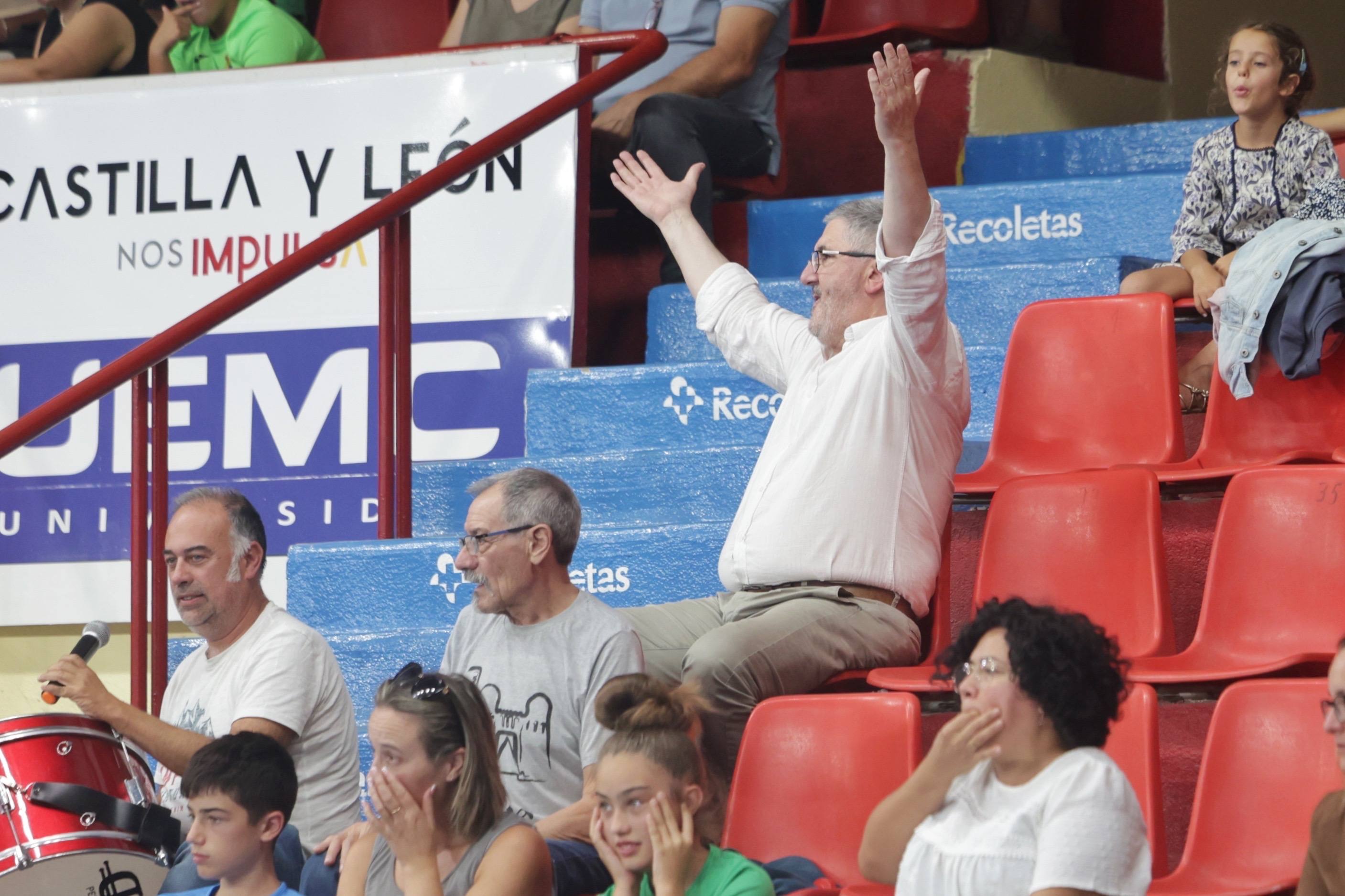 La derrota del Aula ante Beti Onak, en imágenes