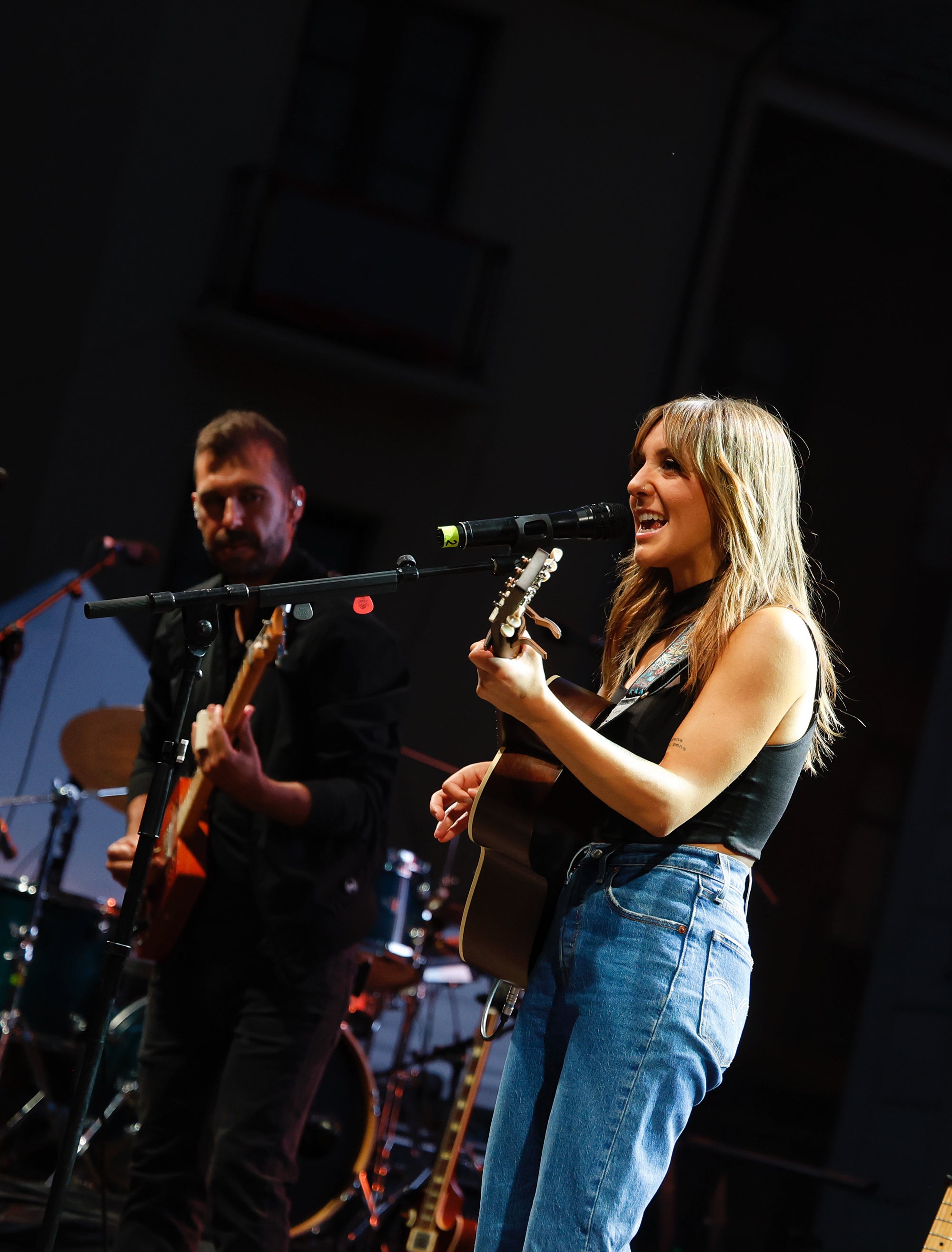 Cristina Rosenvinge llena la Plaza Mayor con su pop lírico