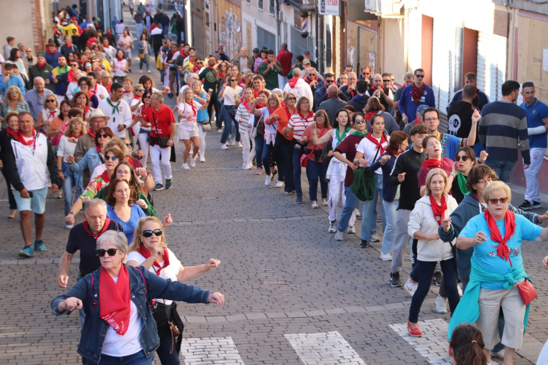 Fotos del ambiente en el cuarto encierro de Cuéllar