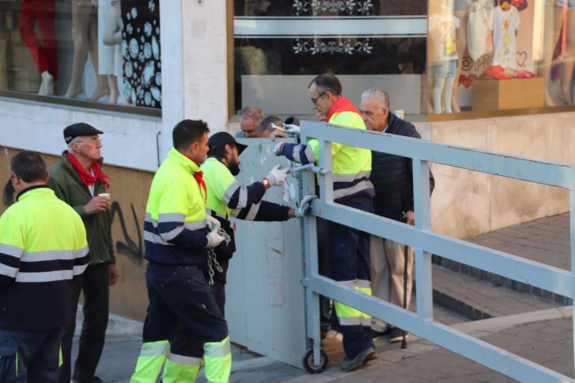 Fotos del ambiente en el cuarto encierro de Cuéllar