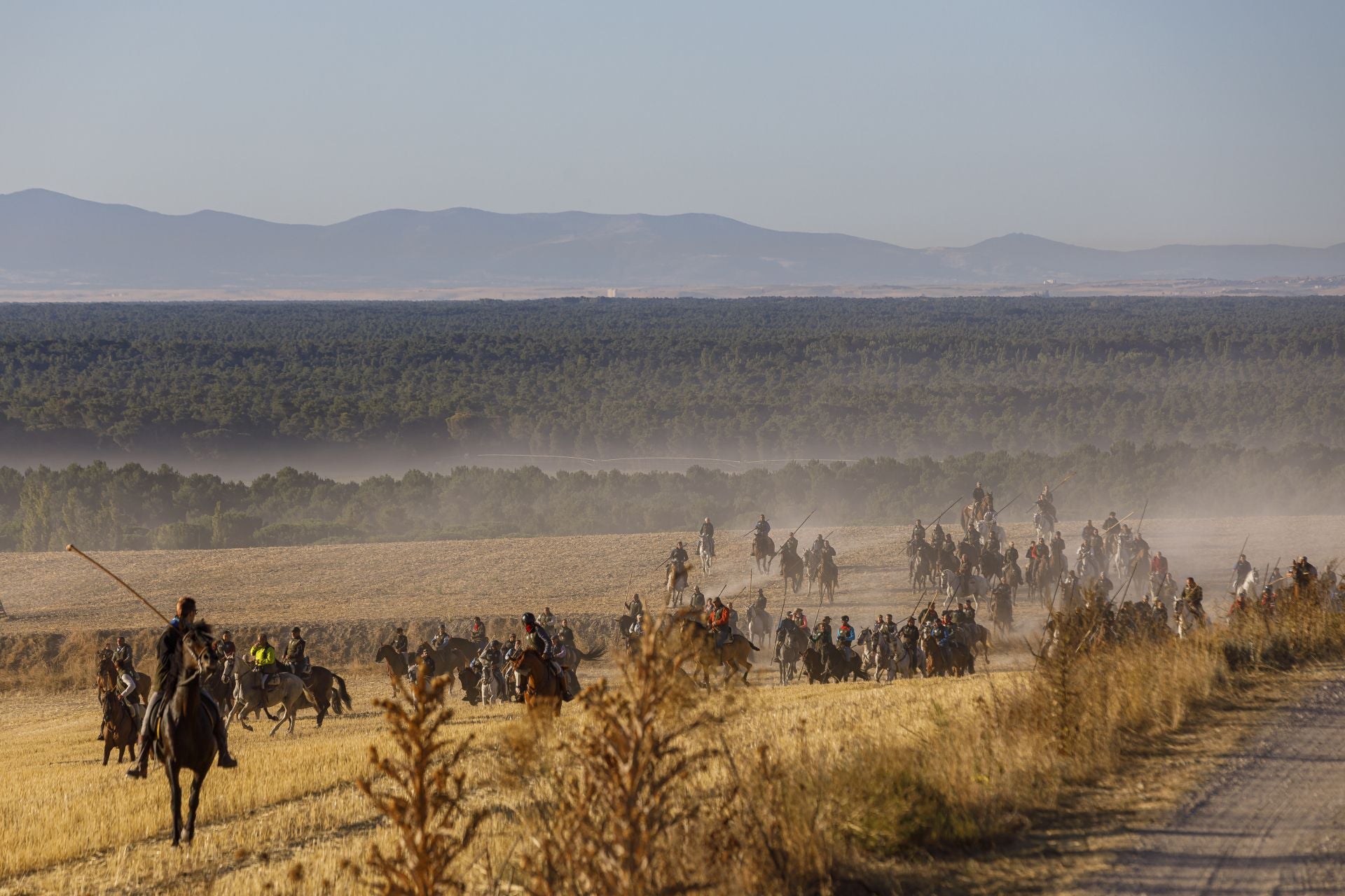 Fotos del cuarto encierro de Cuéllar por el campo