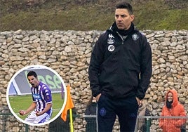 Arriba, Óscar en su condición actual de entrenador. En detalle, celebrando un gol con la blanquivioleta.