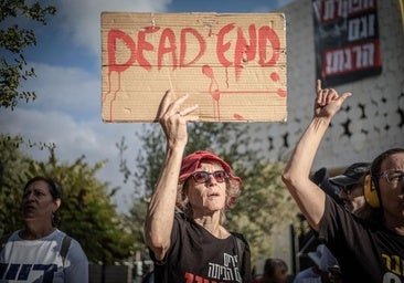Trece horas de lectura en Valladolid de los nombres de los 18.500 niños asesinados en Gaza
