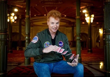 «En un espectáculo está todo muy medido, pero el mago puede y debe improvisar»