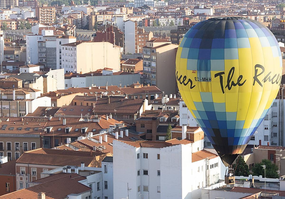 Las imágenes de los globos aerostáticos en el cielo de Valladolid