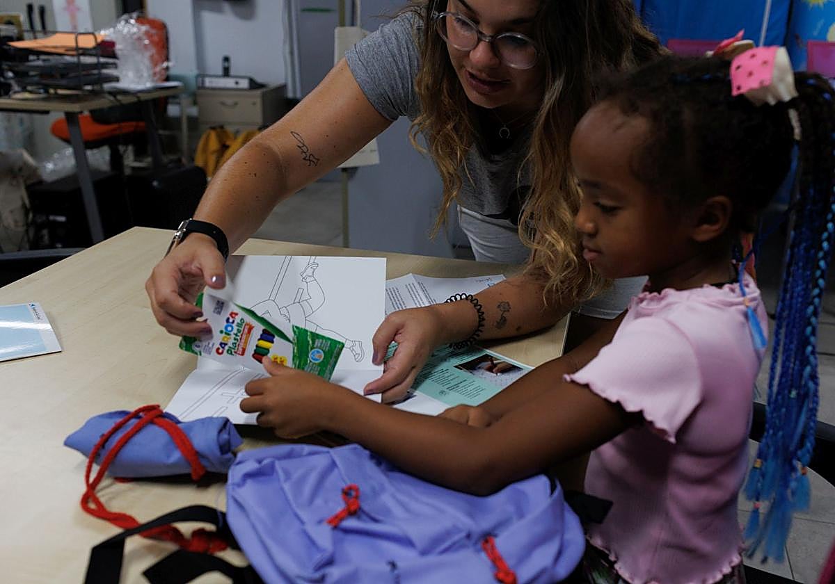 Una de las niñas beneficiarias del programa.