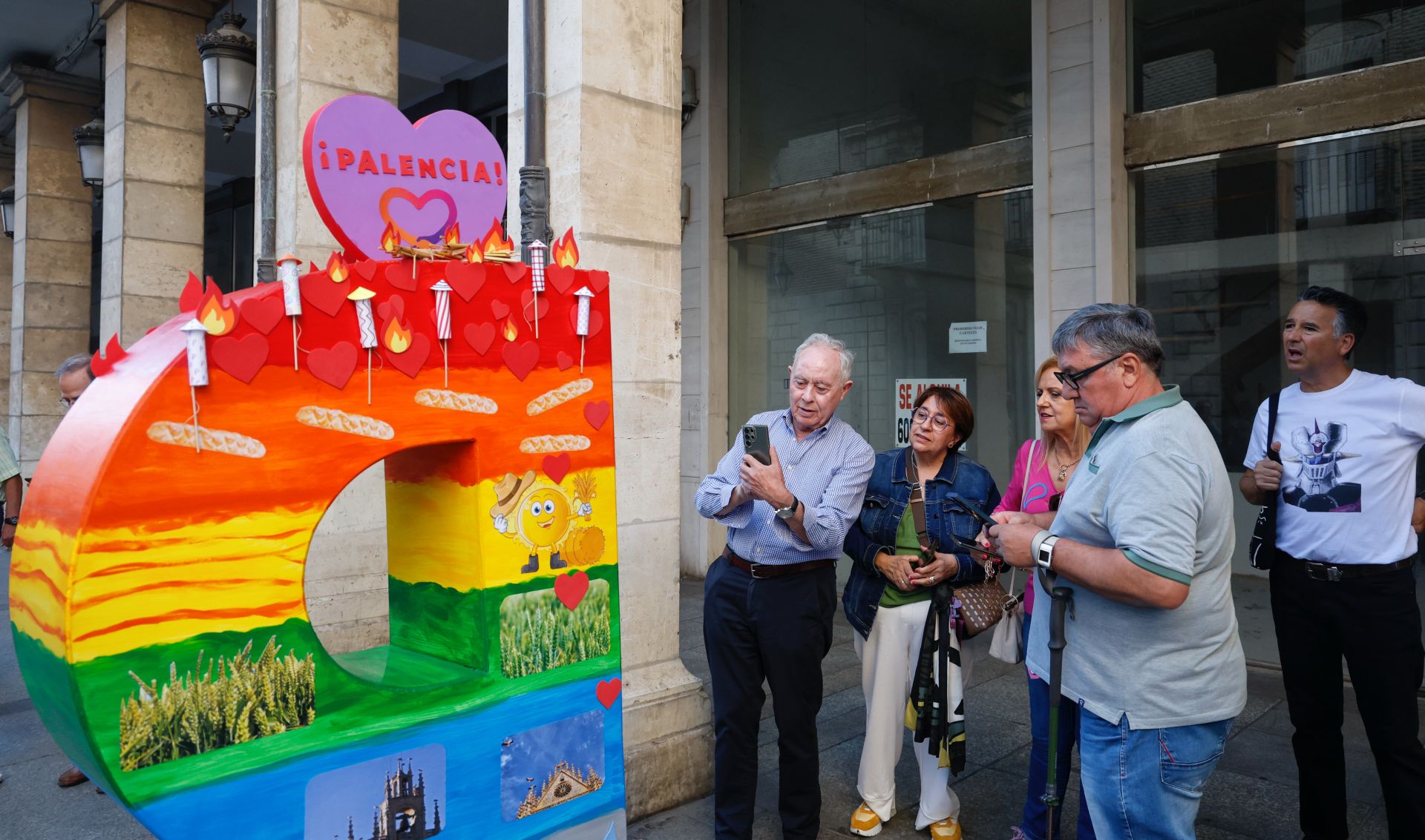 Concurso de las esculturas con forma de P