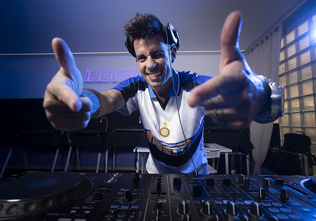 Sergei Rez abrirá esta noche la velada de dj's en la Plaza Mayor.