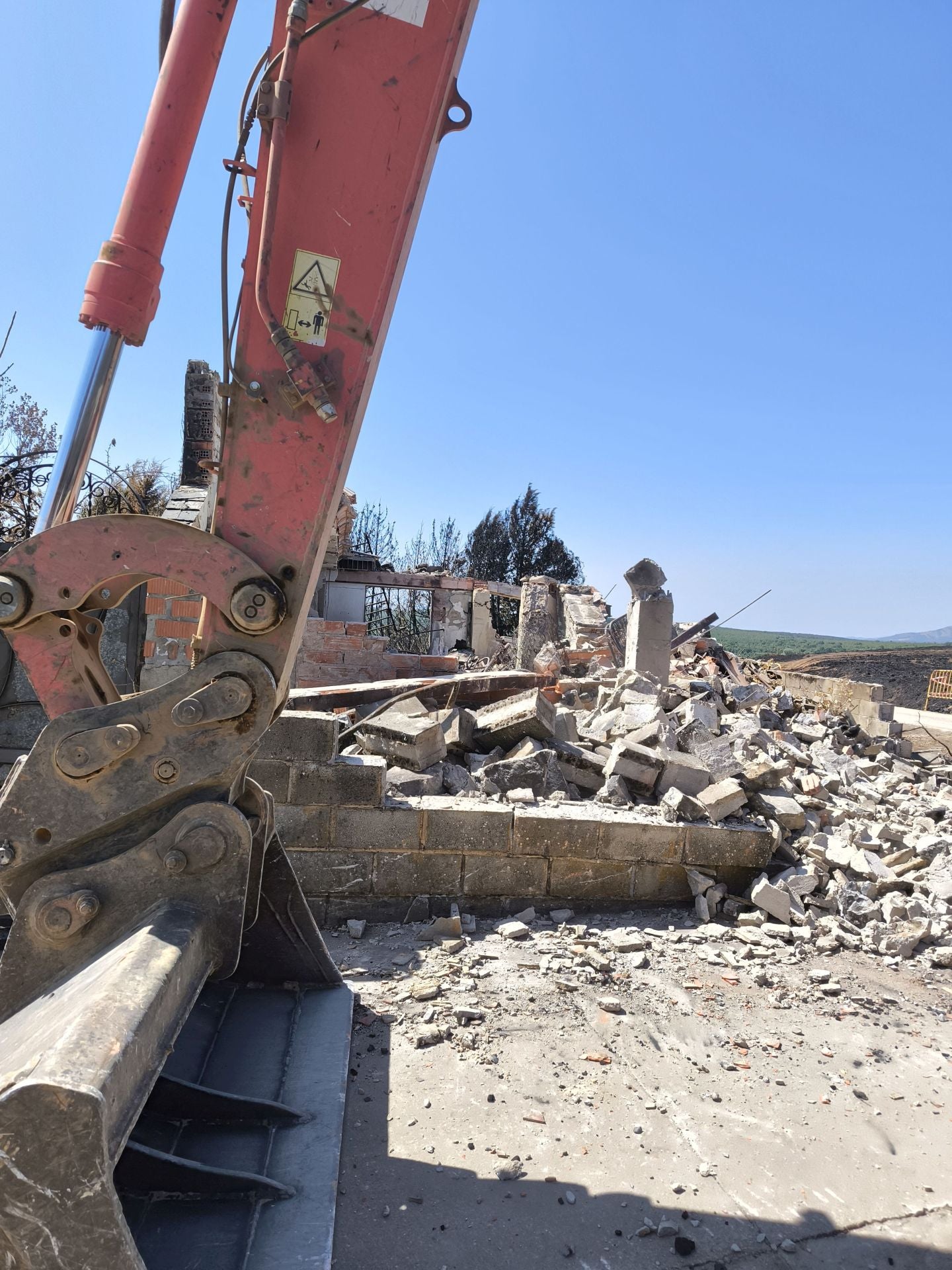 San Pedro de Cansoles avanza en su reconstrucción tras las llamas