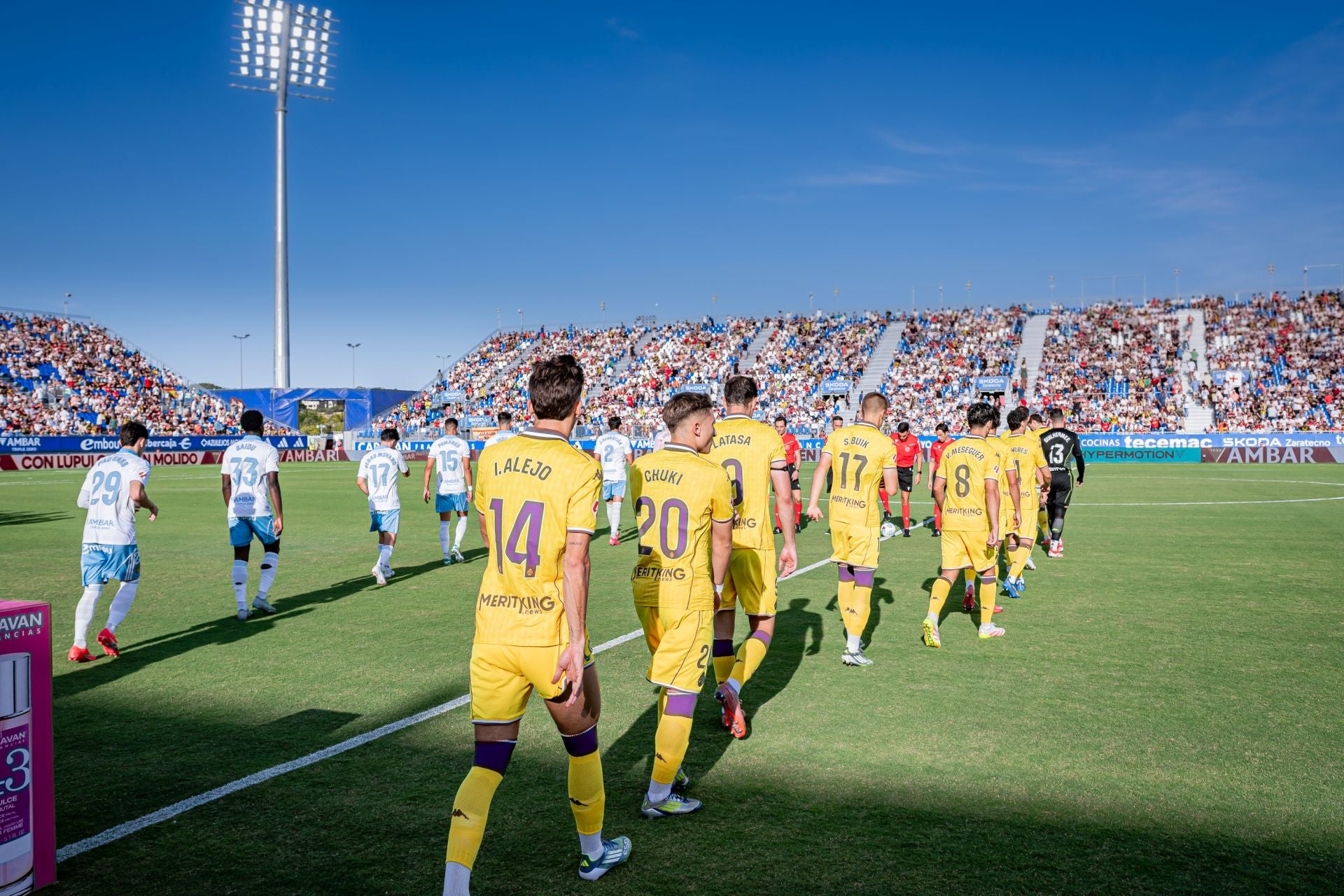 Las imágenes del partido del Real Valladolid en Zaragoza