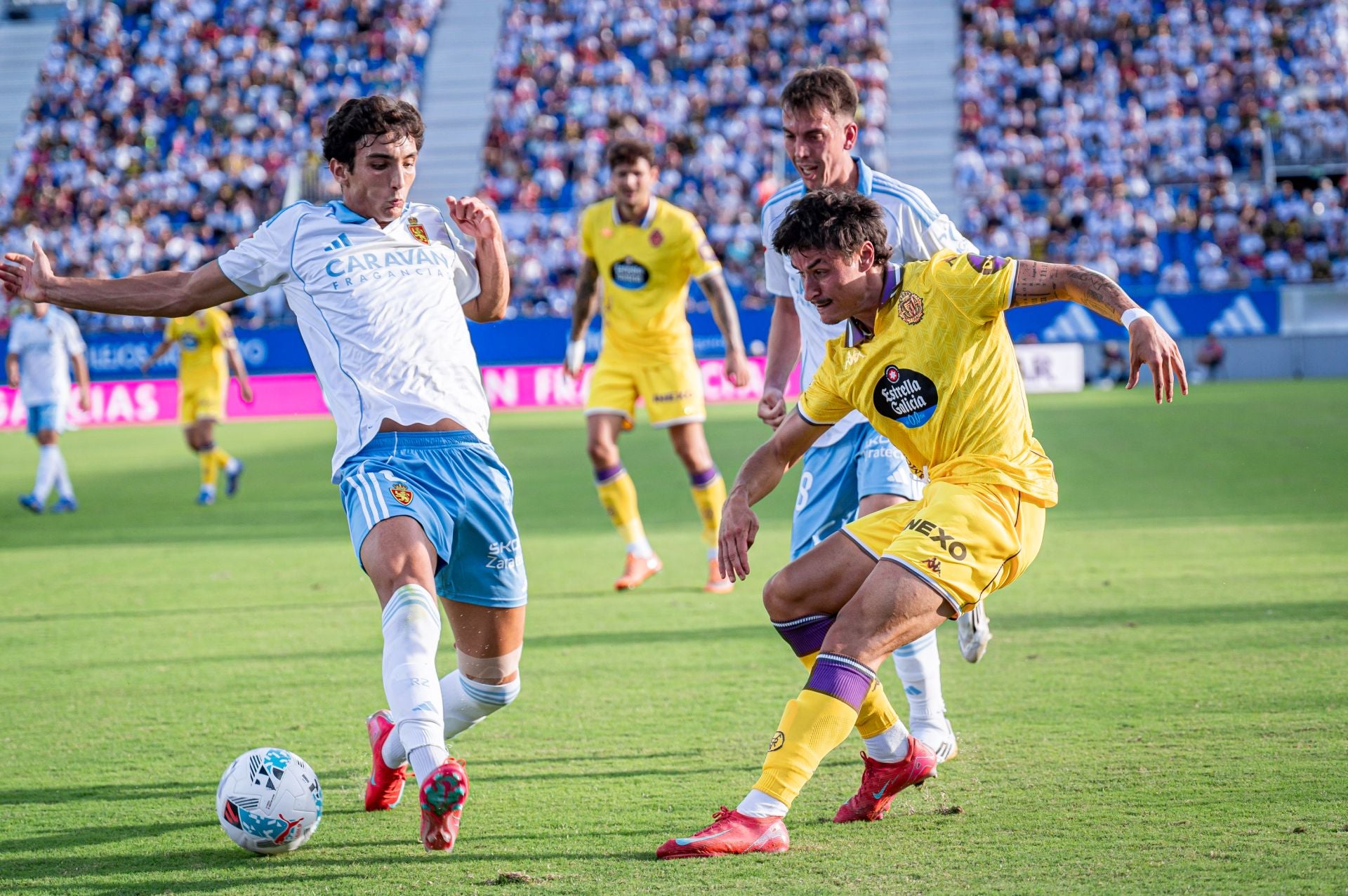 Las imágenes del partido del Real Valladolid en Zaragoza