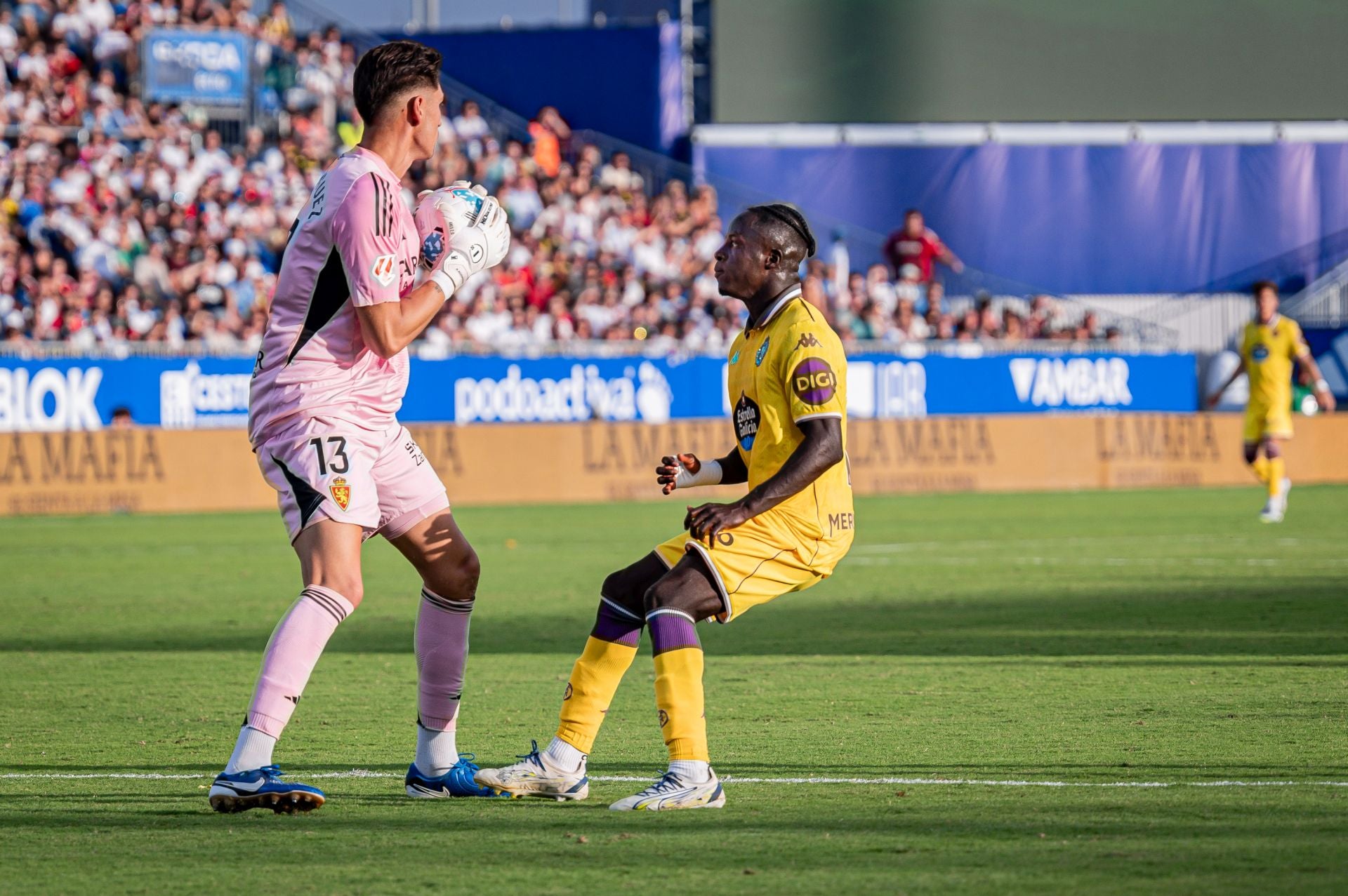 Las imágenes del partido del Real Valladolid en Zaragoza