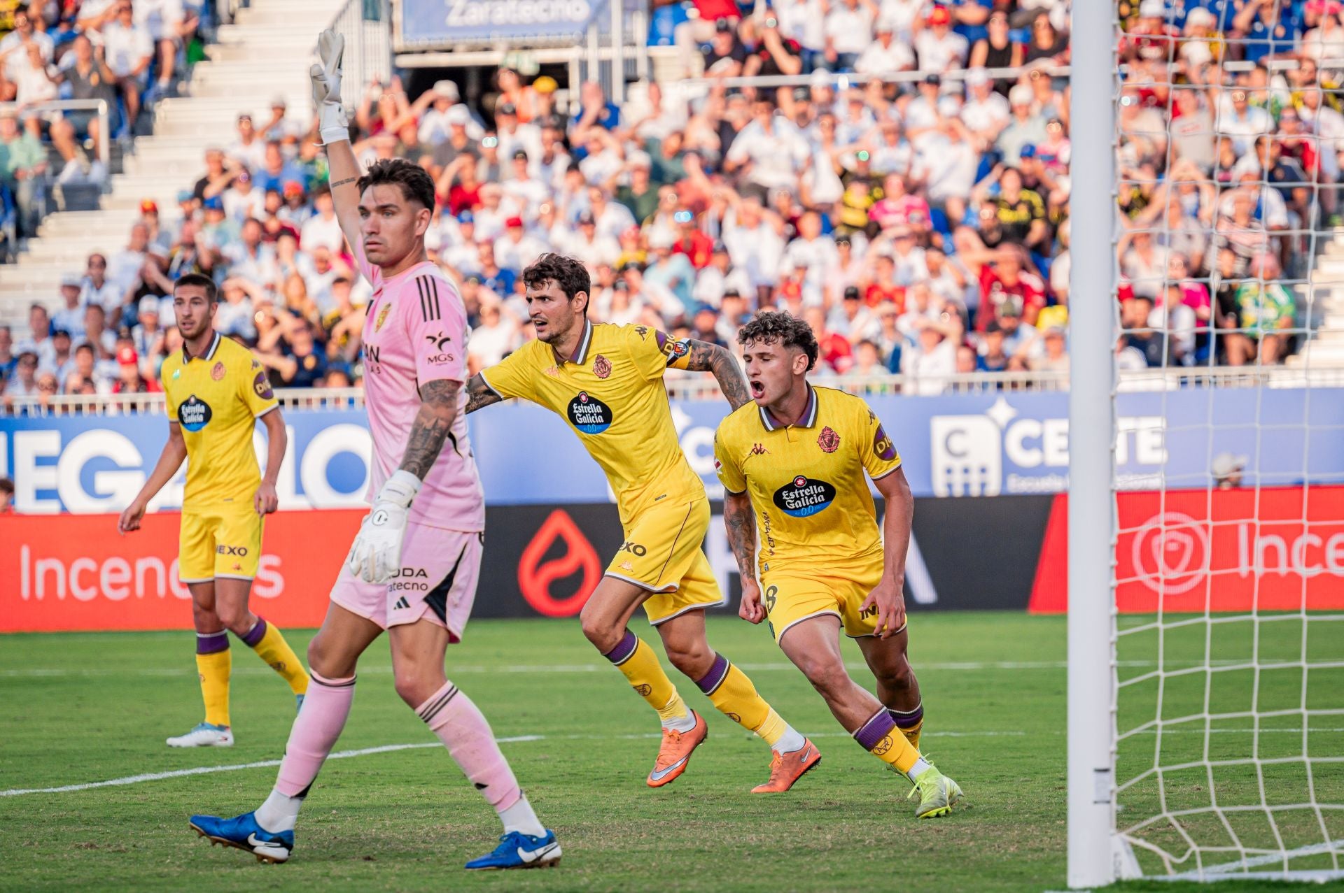 Las imágenes del partido del Real Valladolid en Zaragoza
