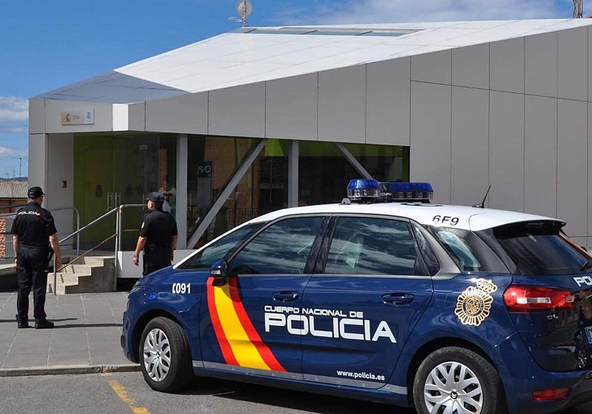 Comisaría de la Policía Nacional en Astorga, en una imagen de archivo.