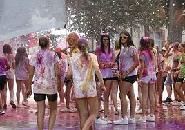 Participantes en la carrera popular, este sábado en Jardinillos.