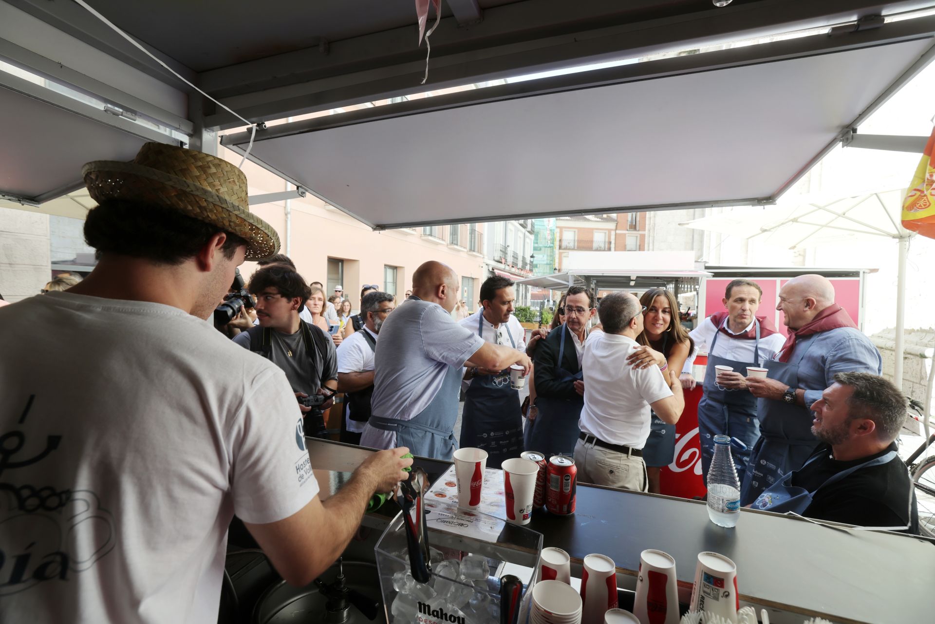 Las imágenes del ambientazo de la primera jornada oficial de las casetas de la Feria de Día