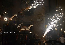 Uno de los artilugios del espectáculo pirotécnico.