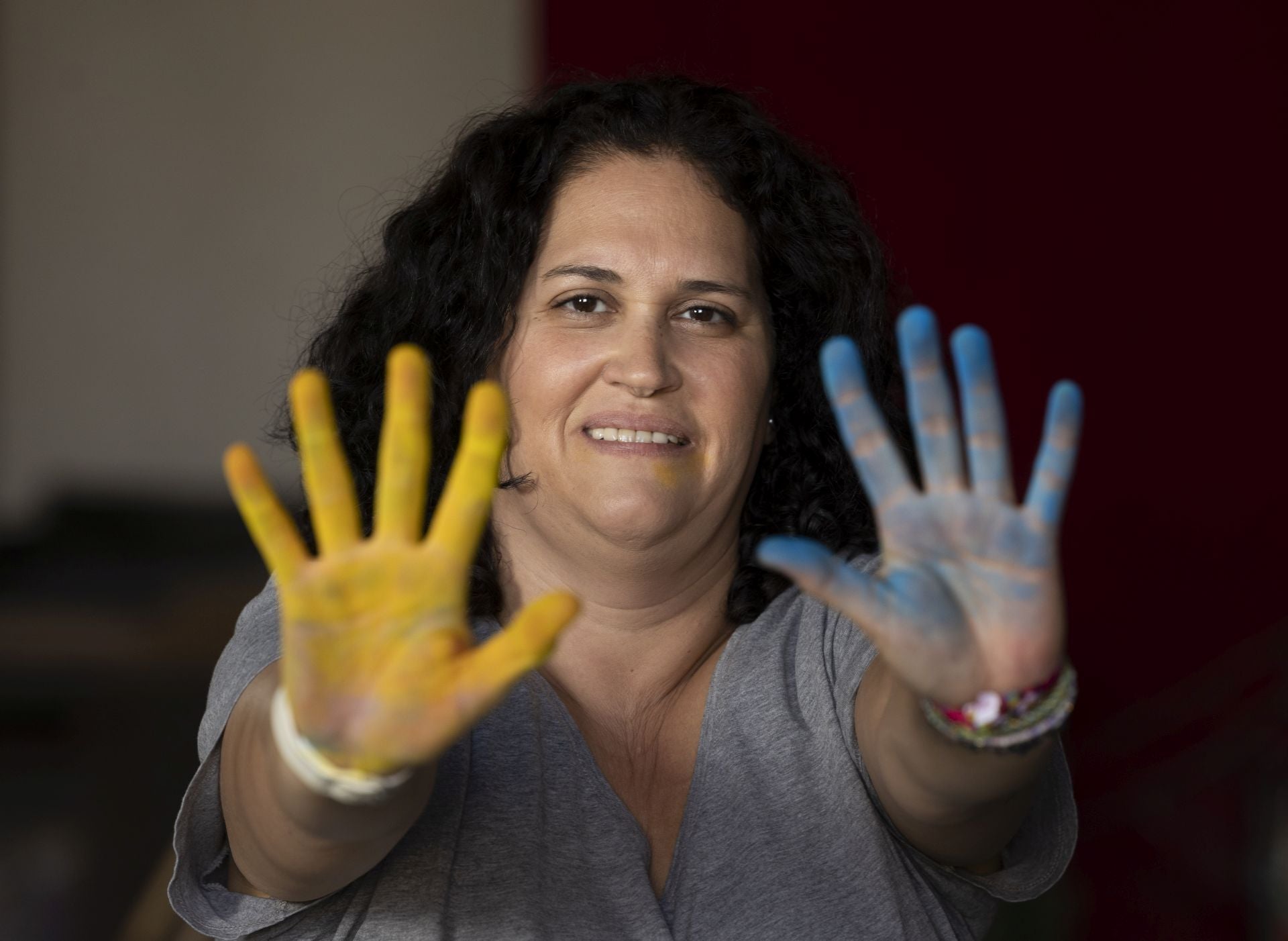 La tradición de la ofrenda floral pasa de tío a sobrina después de 22 años