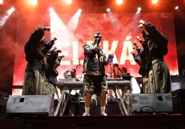 Eleka the Class escala hasta el 'Octavo piso' en el corazón de las fiestas de Valladolid