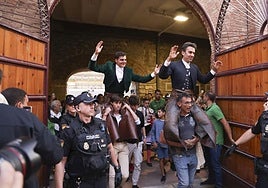 Puerta Grande para Sergio Pérez de Gregorio y Sergio Galán.