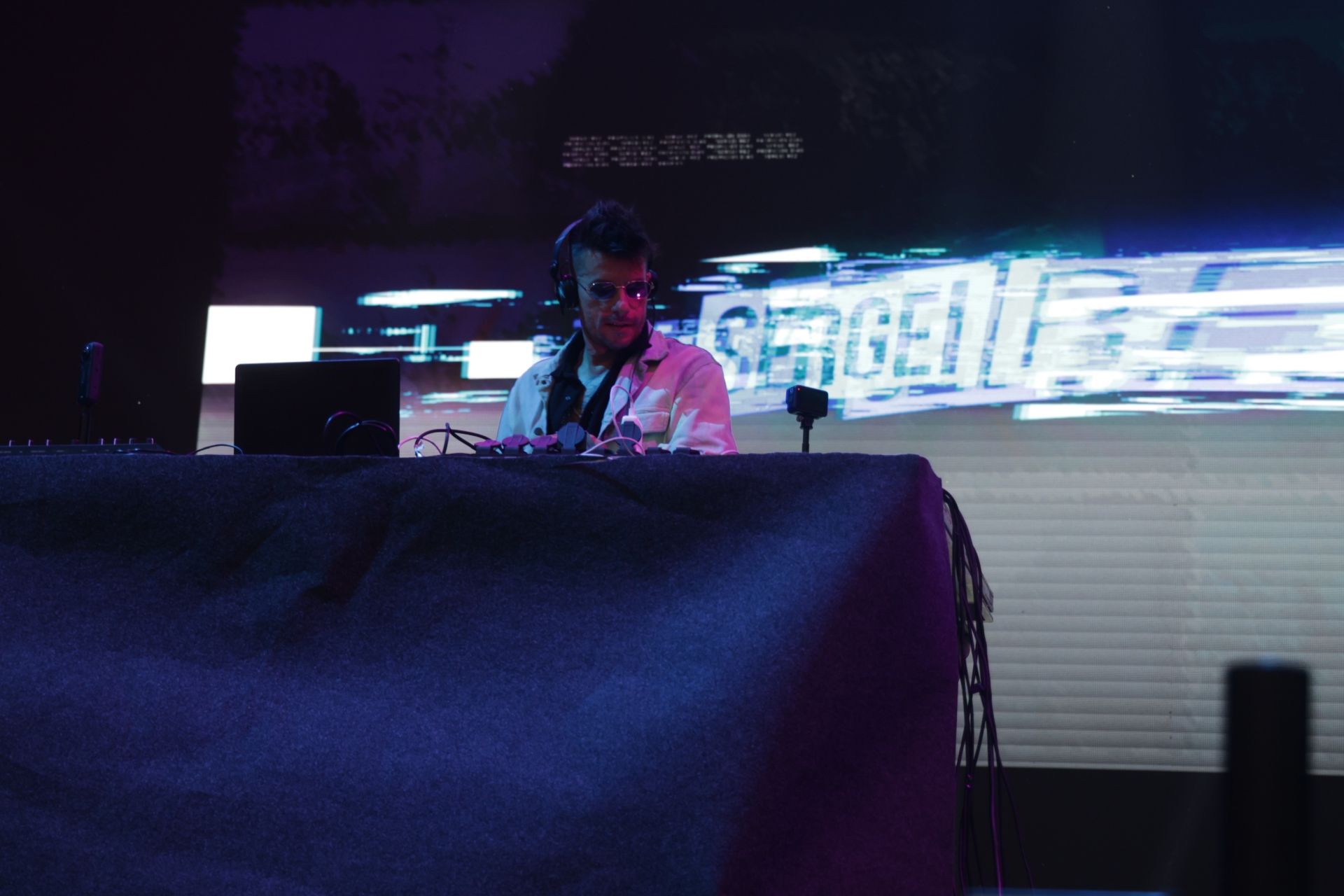 Los Dj&#039;s llenan de música la noche de Valladolid