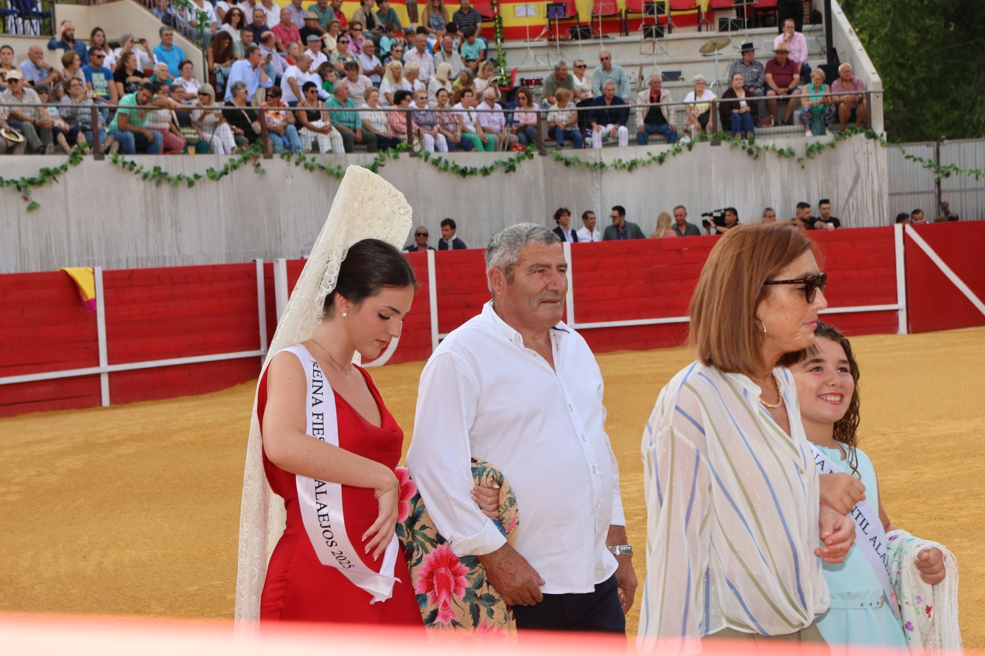 La inauguración de la plaza taurina de Alaejos, en imágenes