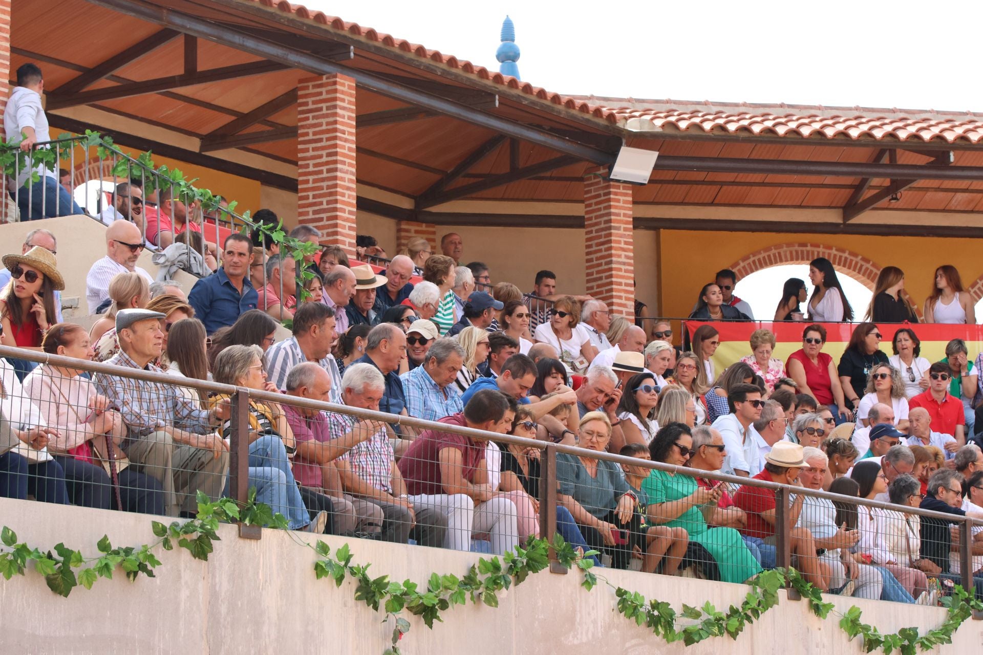 La inauguración de la plaza taurina de Alaejos, en imágenes
