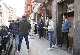 Algunos de los aspirantes a policía local que se examinaron en el año 2023.