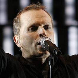 Miguel Bosé