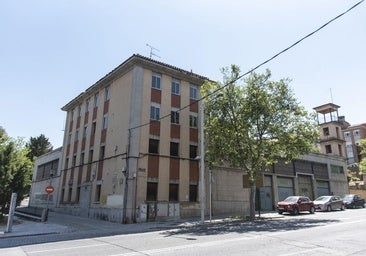 El plan de retirada del fibrocemento ralentiza el derribo del antiguo parque de bomberos