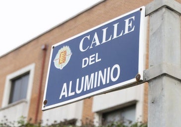 Herido en un choque entre un camión y un coche en el polígono de San Cristóbal