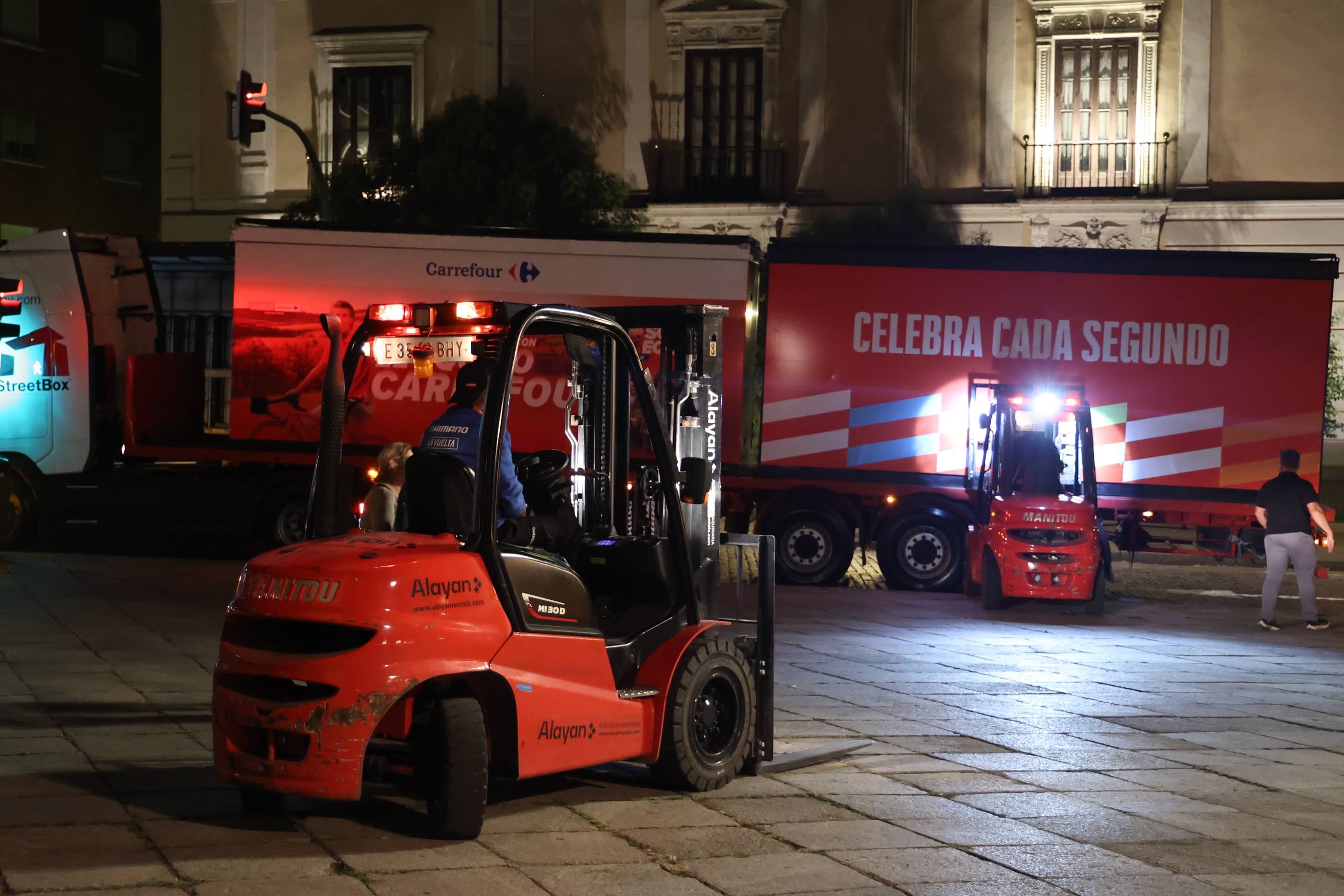 Los preparativos de La Vuelta en Valladolid, en imágenes