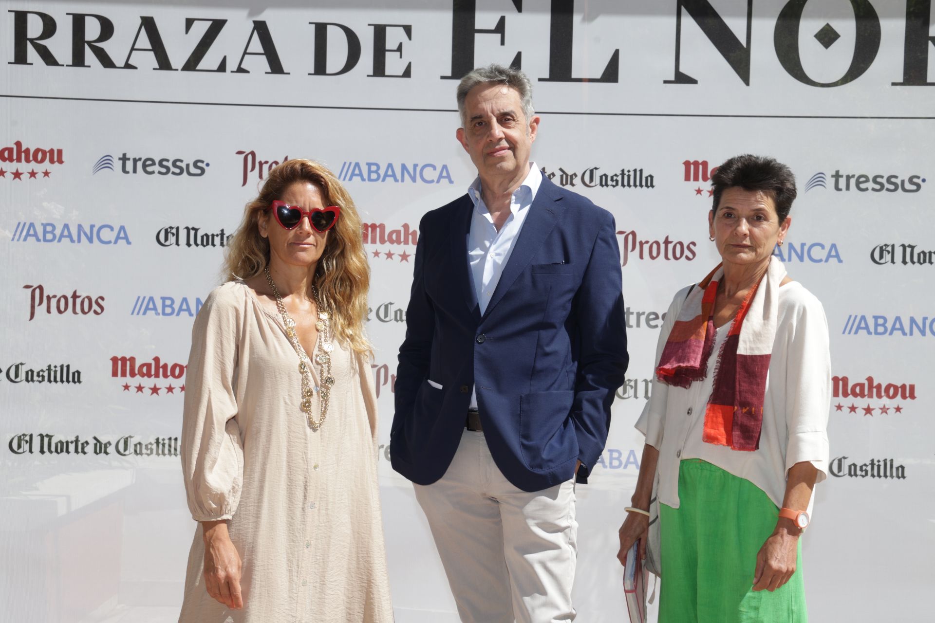 Gloria Yagüe, Javier Hernández y Charo Martín, de ATA Inmobiliaria.