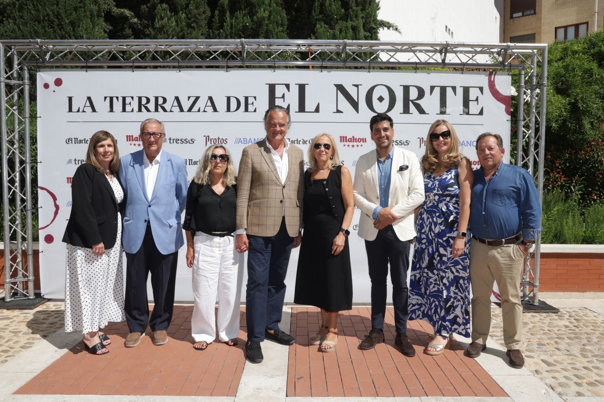 Ana Vidal y Jesús San Miguel, de San Miguel Consulting, María Jesús Rico, de Inmobiliaria 4C, Carlos Alonso, de San Miguel Consulting, Ana Alonso y Ángel Casado, de El Norte, y Ana de Manuel y Manuel Cano, de Desguaces Cano.