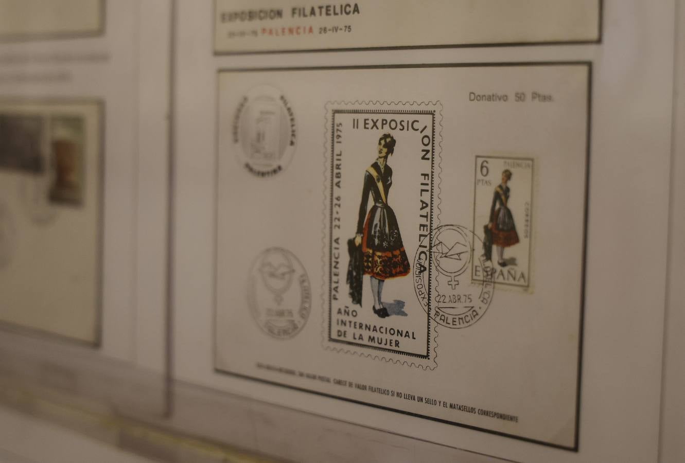 Así es la exposición en honor a Luis González en el Casino