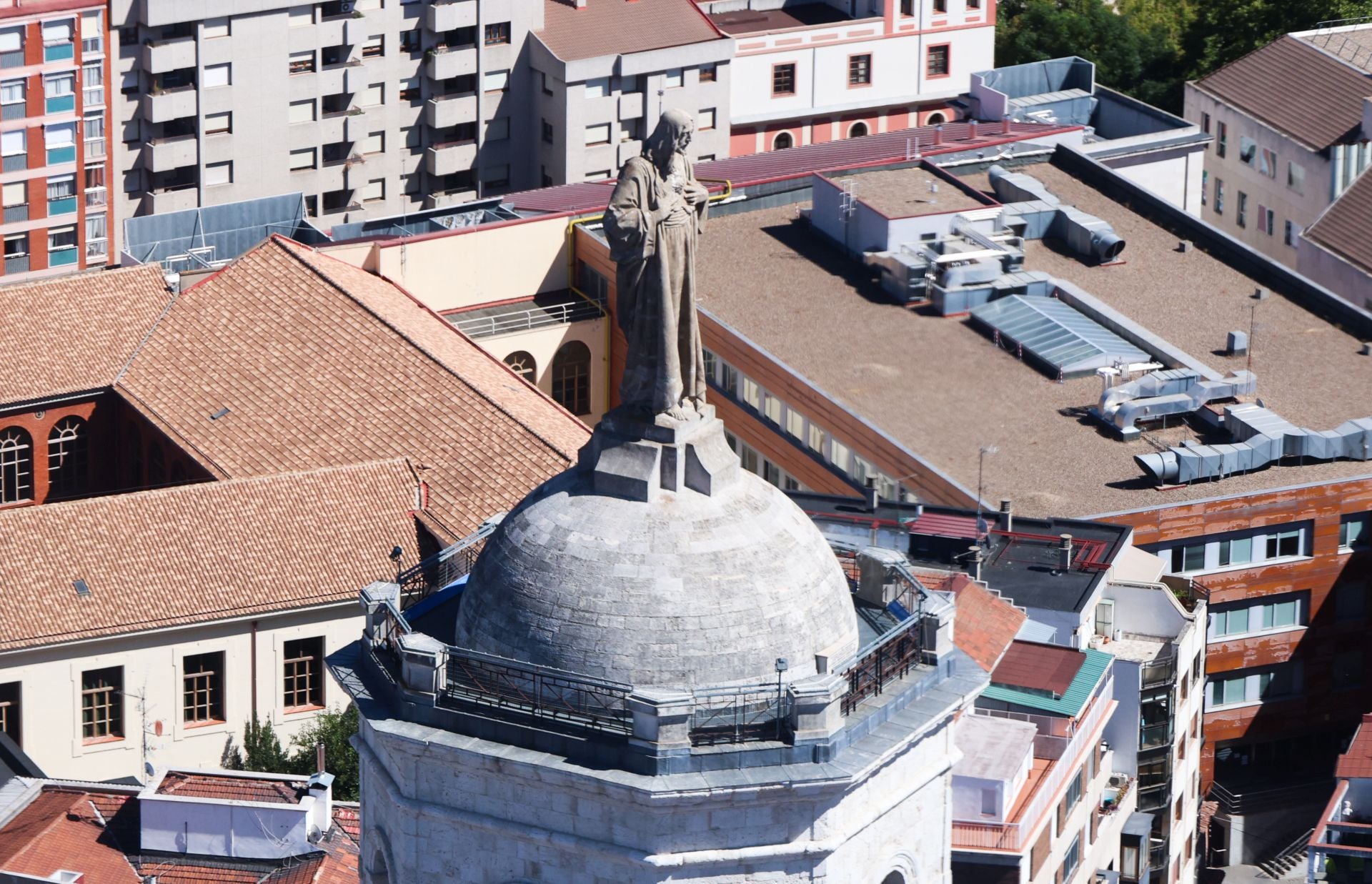 Las imágenes de La Vuelta a través del helicoptero de la Guardia Civil