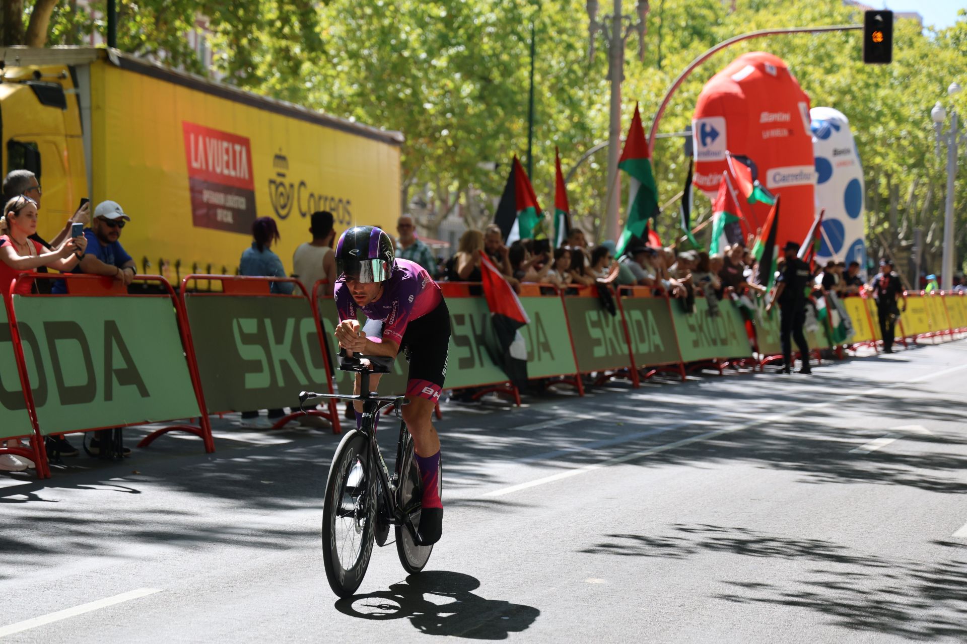 Imágenes de las protestas propalestinas en La Vuelta