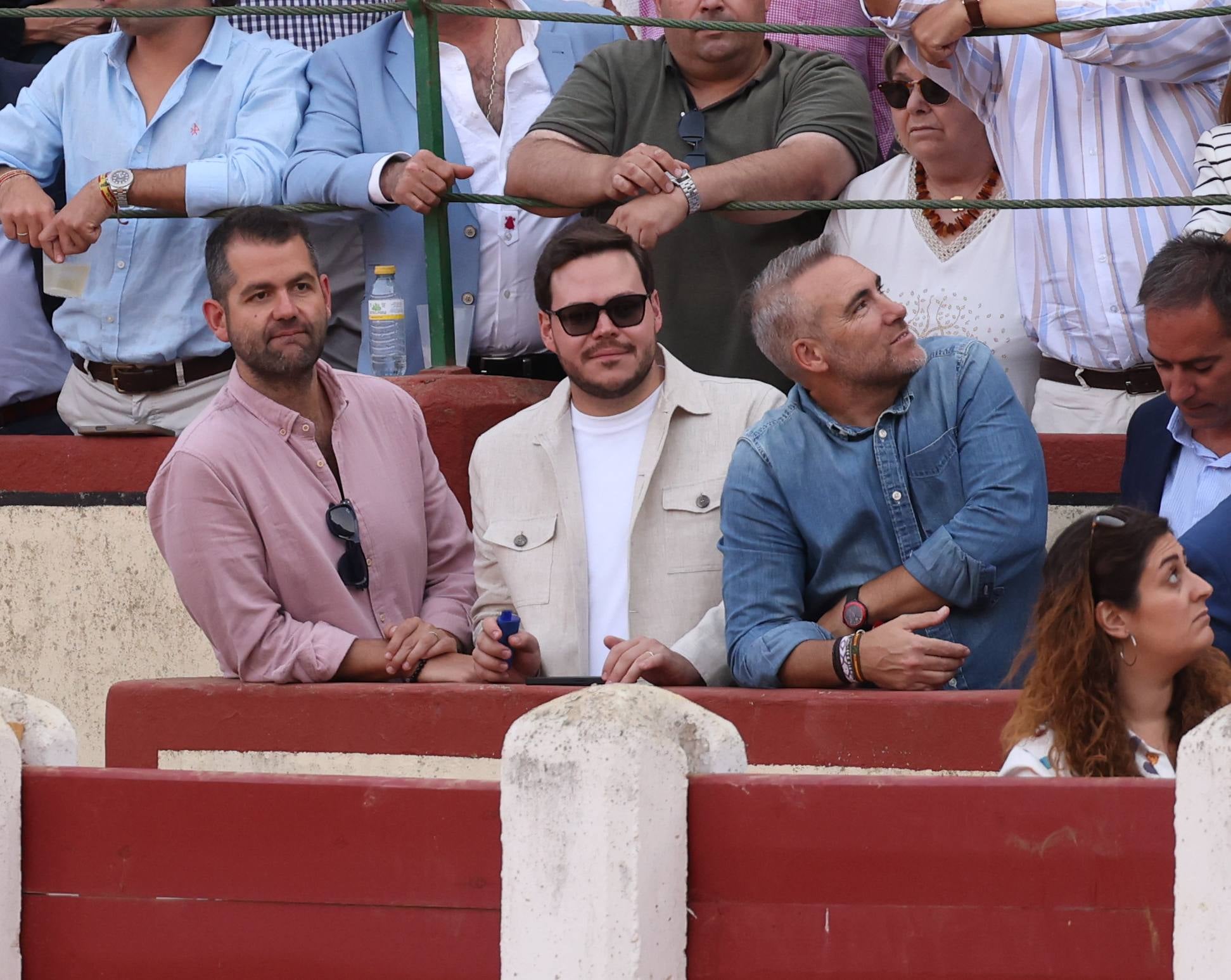 La corrida de toros de la feria de la Virgen de San Lorenzo, en imágenes