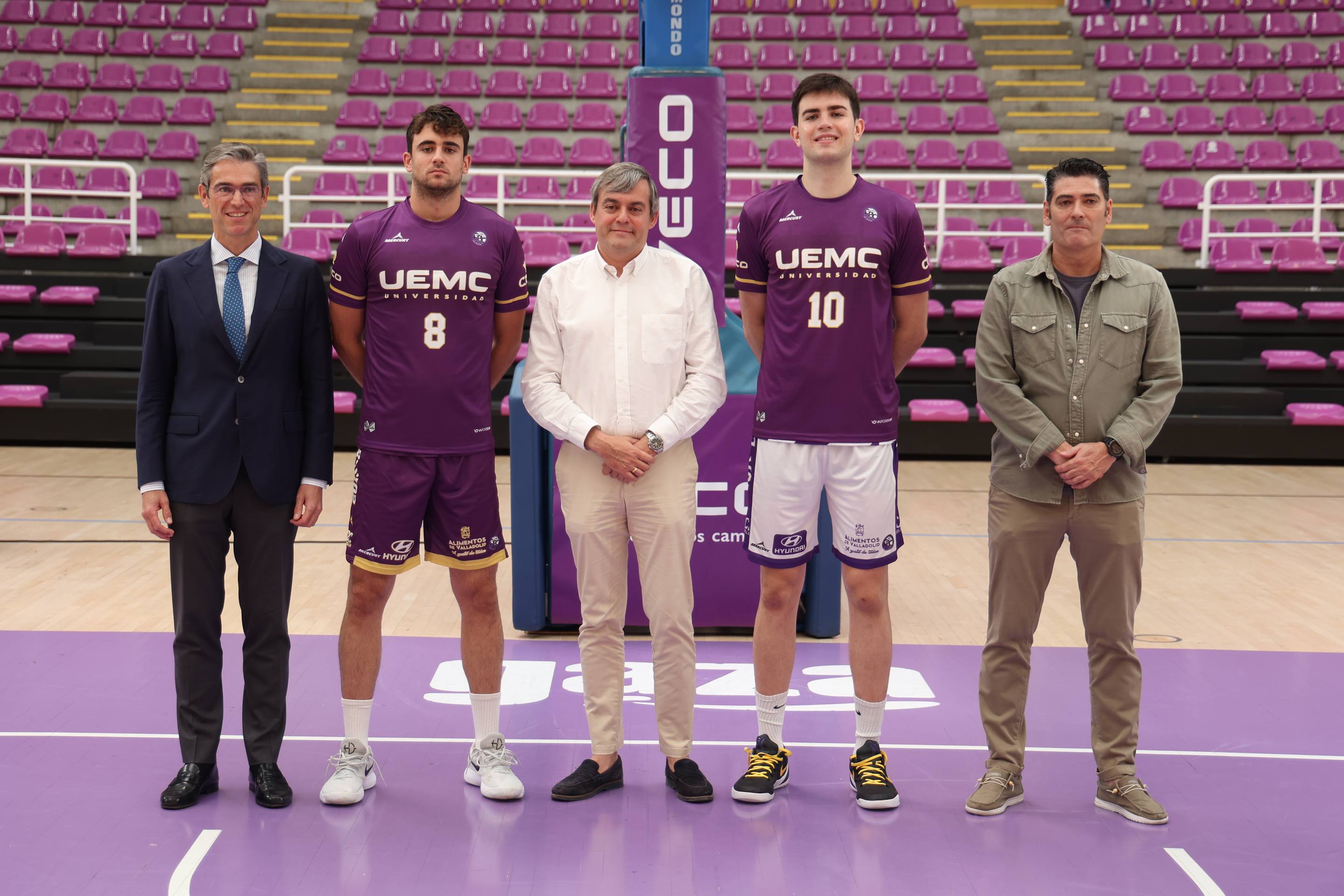 Las nuevas camisetas del CBC Valladolid, en imágenes