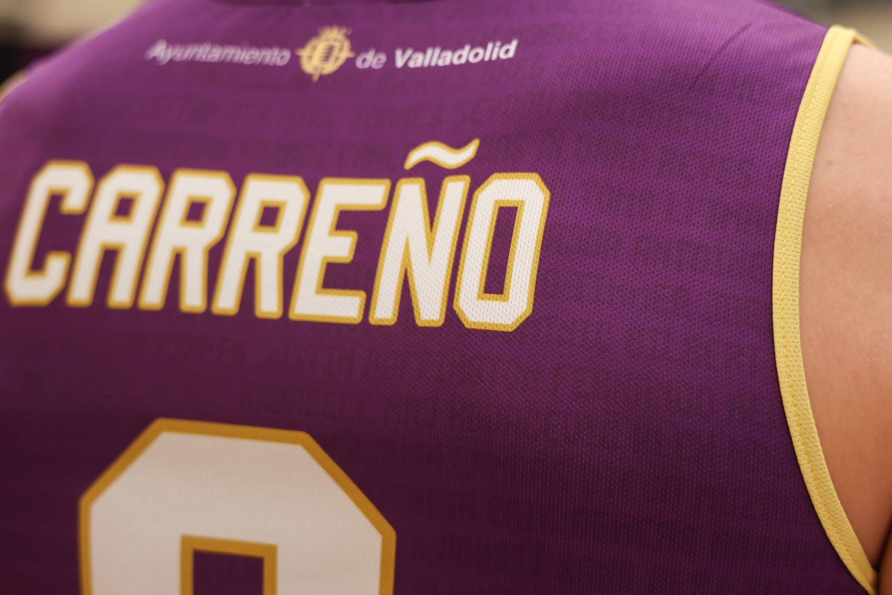 Las nuevas camisetas del CBC Valladolid, en imágenes