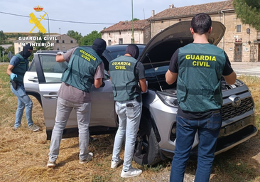 Desarticulada en Burgos una red dedicada a la venta fraudulenta de vehículos robados en Italia